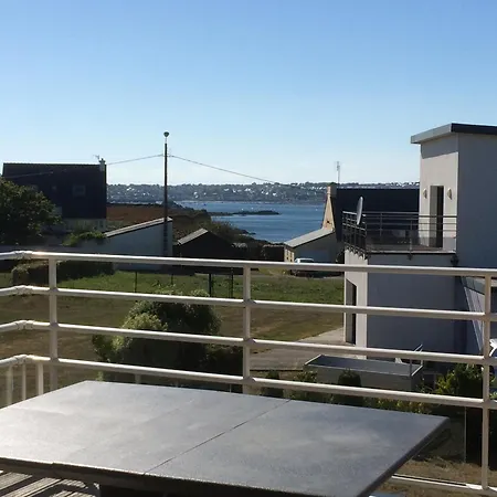 Holiday home Maison Trez Rouz, A 100m De La , Vue